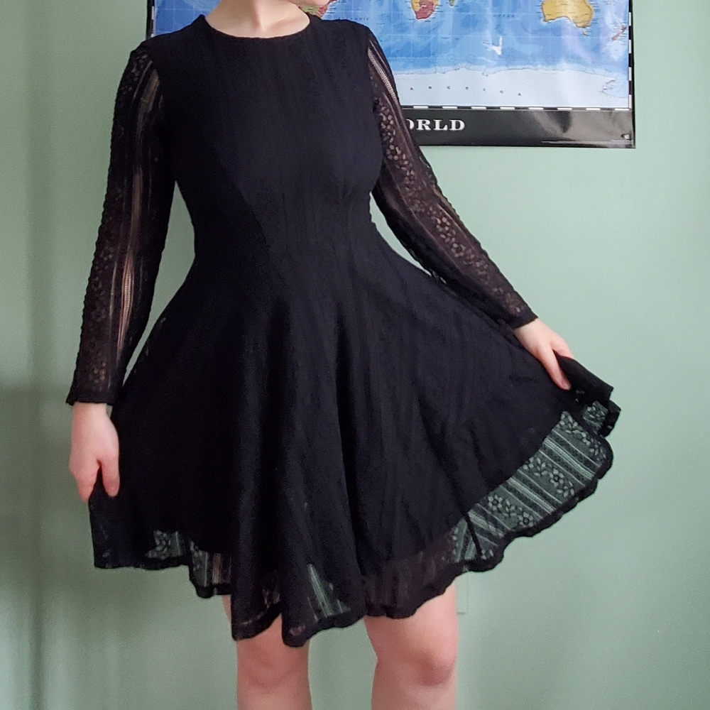 Gothic Lolita long sleeve lace dress!